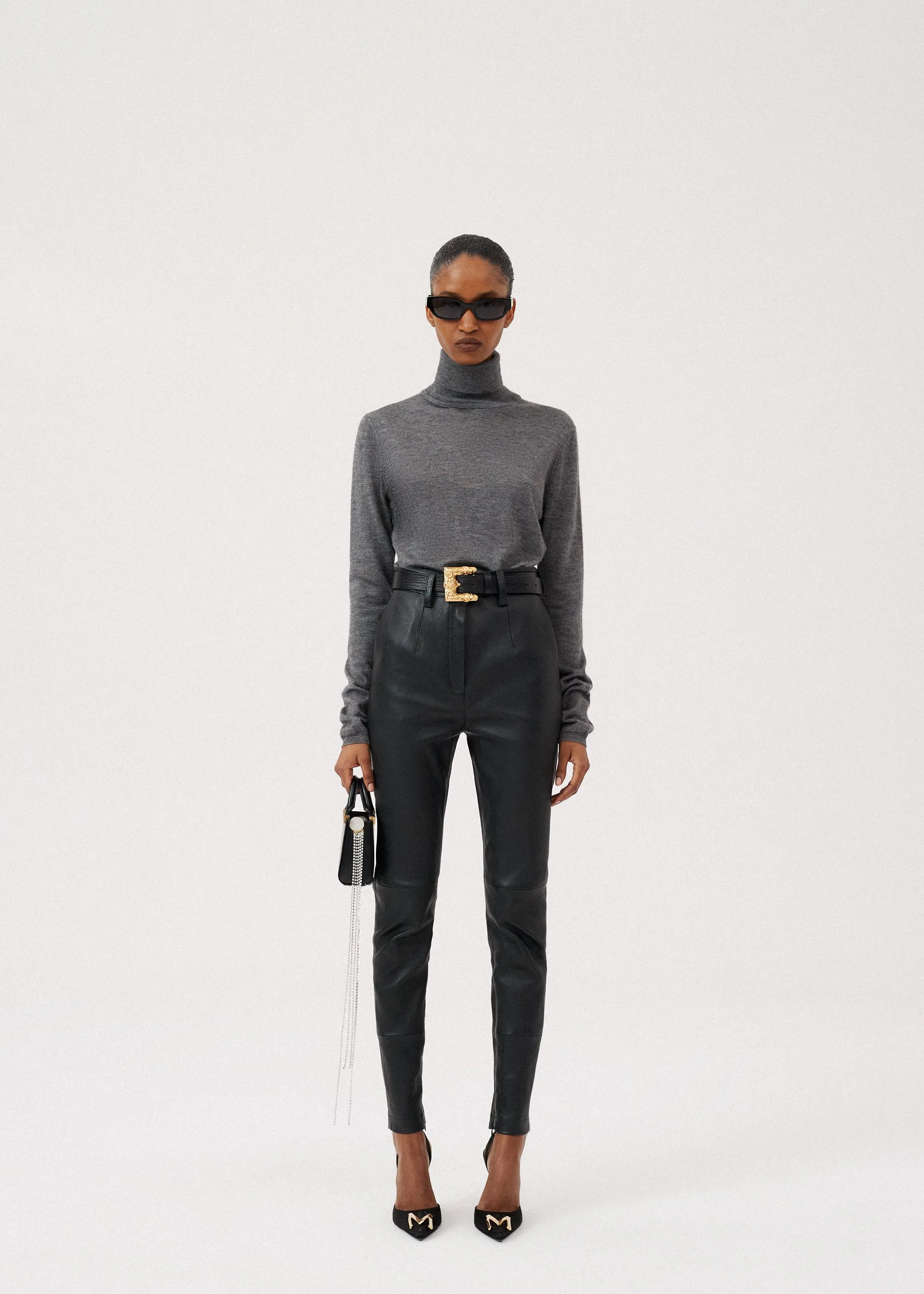 Cashmere turtleneck in dark grey